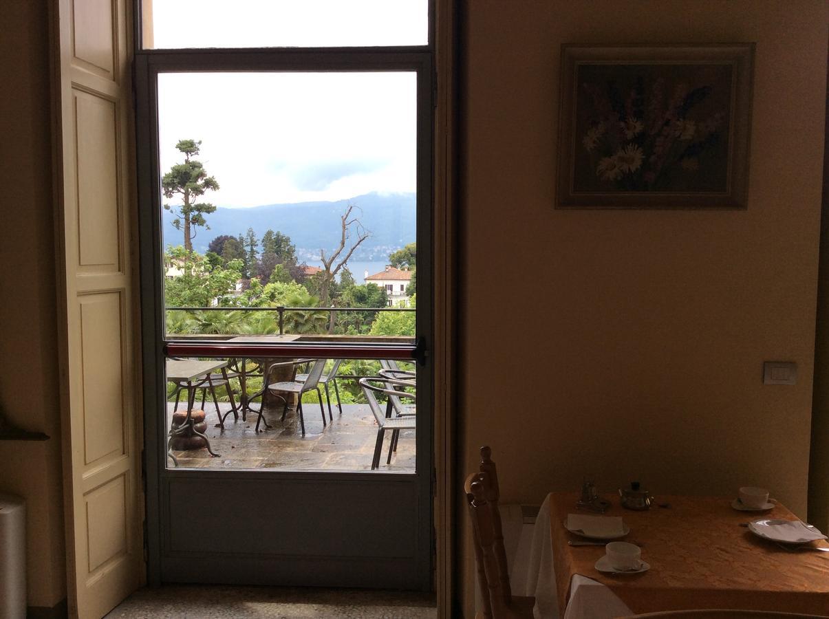 Hotel Villa Della Quercia Verbania Exterior foto